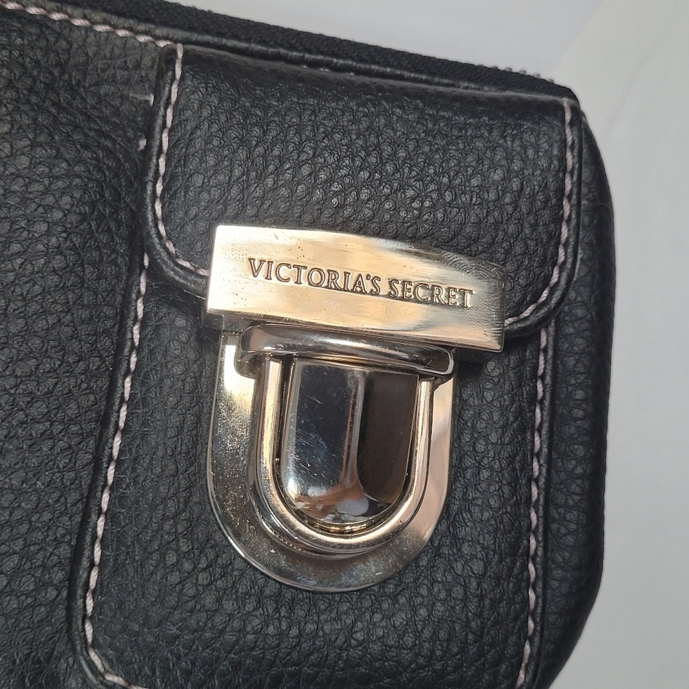 Victoria's Secret Black Wristlet with Silver Accent - Picture 2 of 10